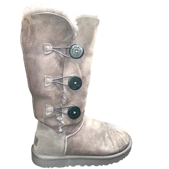 ▶️ UGG ◀️ Bailey Button Triplet II Boot. Size 8 - Picture 3 of 16
